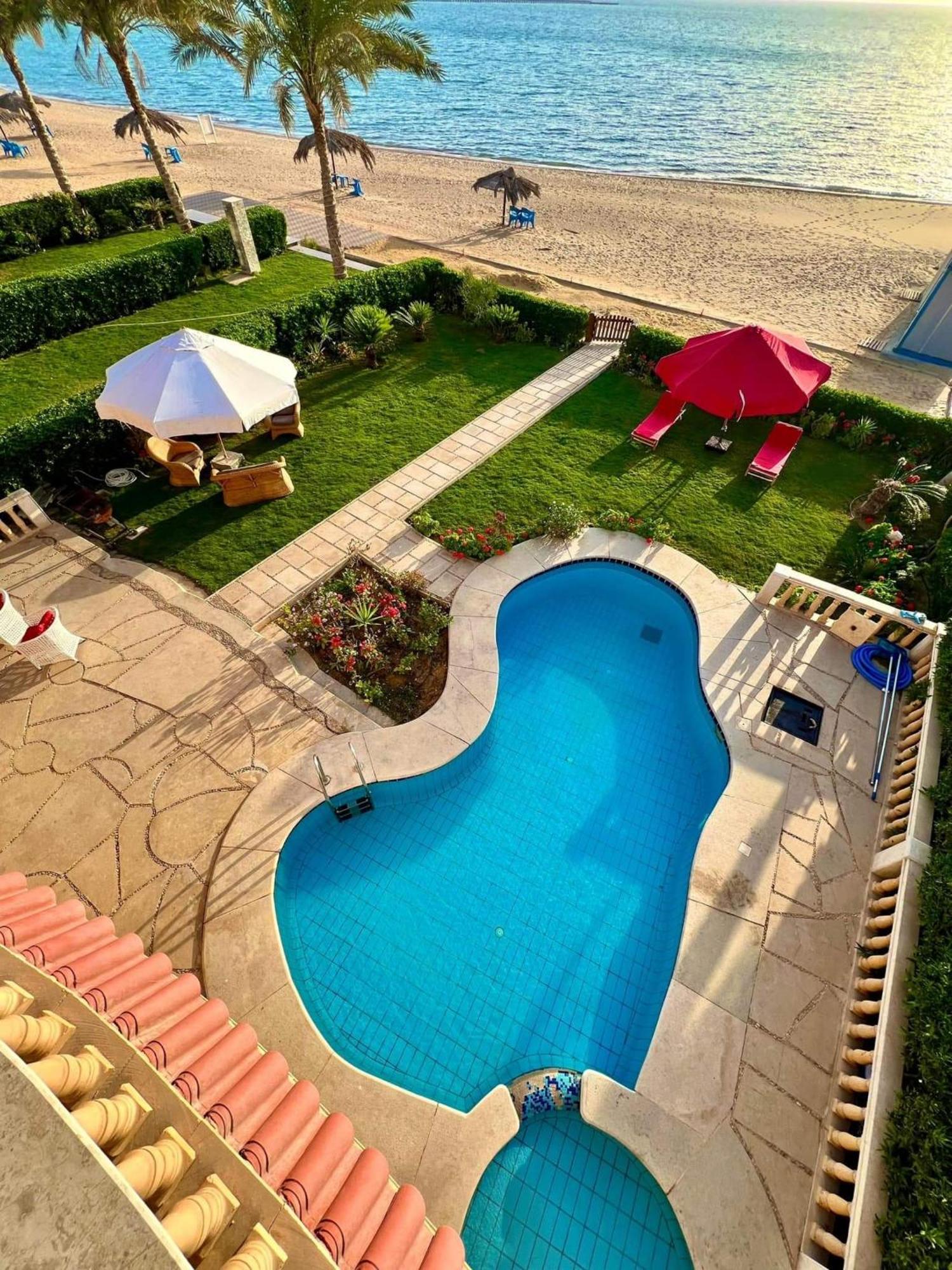 Vila Shehab's Castle Ain Sokhna In Santa Claus *